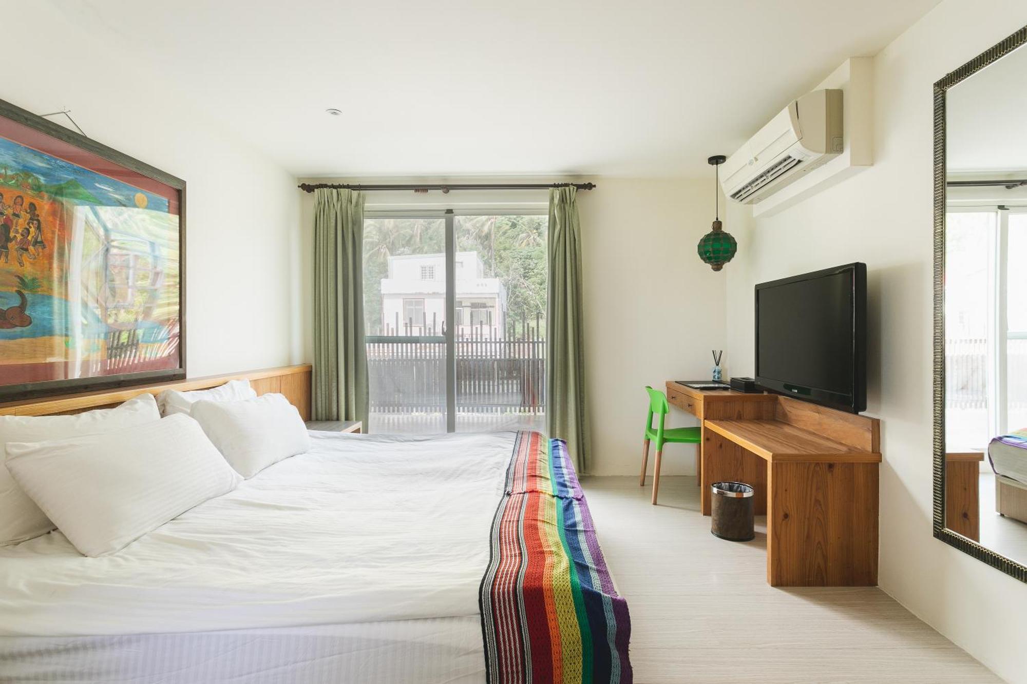 Tropical Low Boundary B&B Donghe Exterior foto